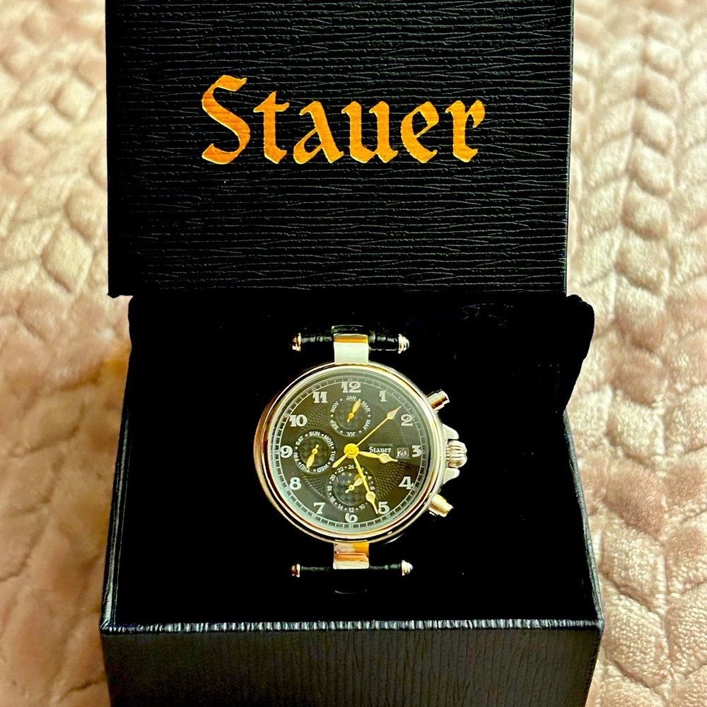 Men’s NWT Stauer Noire Watch